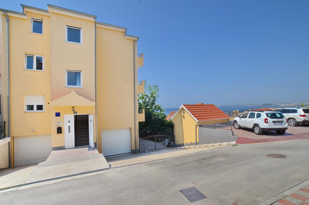 Apartments Max&Leon Подстрана Номер фото