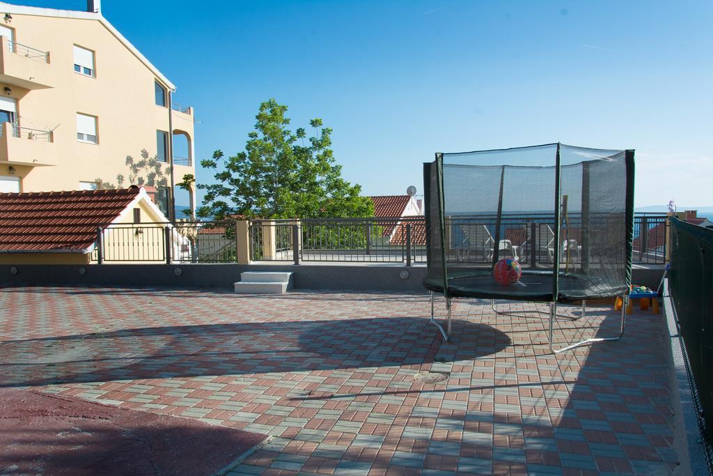 Apartments Max&Leon Подстрана Экстерьер фото